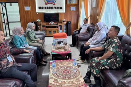BRI Solok kunjungi Kodim 0309 Solok pasca Lebaran, bahas peluang kerja sama layanan perbankan dan pengelolaan keuangan bagi institusi TNI.